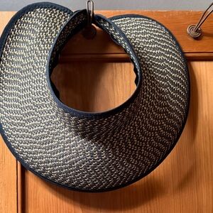 Anthropologie Stylish Black and Cream Women's Sun Visor